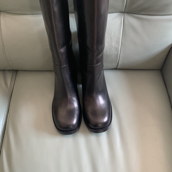 Bottega Veneta Classic Knee High Boot - Picture 7 of 16